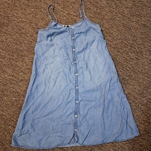 Reitmans Light Blue Casual Shirt. Great Layering Piece!!🍂